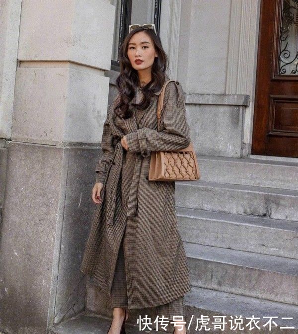 熟龄女人开春要“拒绝沉闷”，试试欧美风穿搭，高级感十足太惊艳