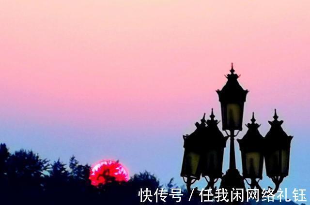 醉夕阳$「七绝·醉夕阳」知秋木叶遍山黄,宠辱偕忘醉夕阳