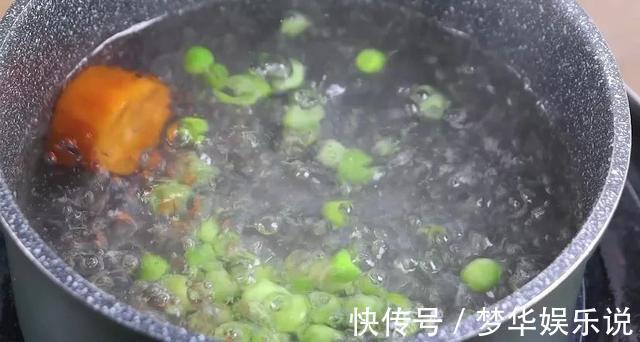 饮食习惯|别怪宝宝不爱吃饭了!新做法太香了,专治不爱吃饭的宝宝,比肉香