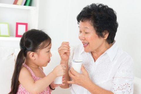 补钙|老年人补钙要正确,除了吃钙片以外,还要做到这些