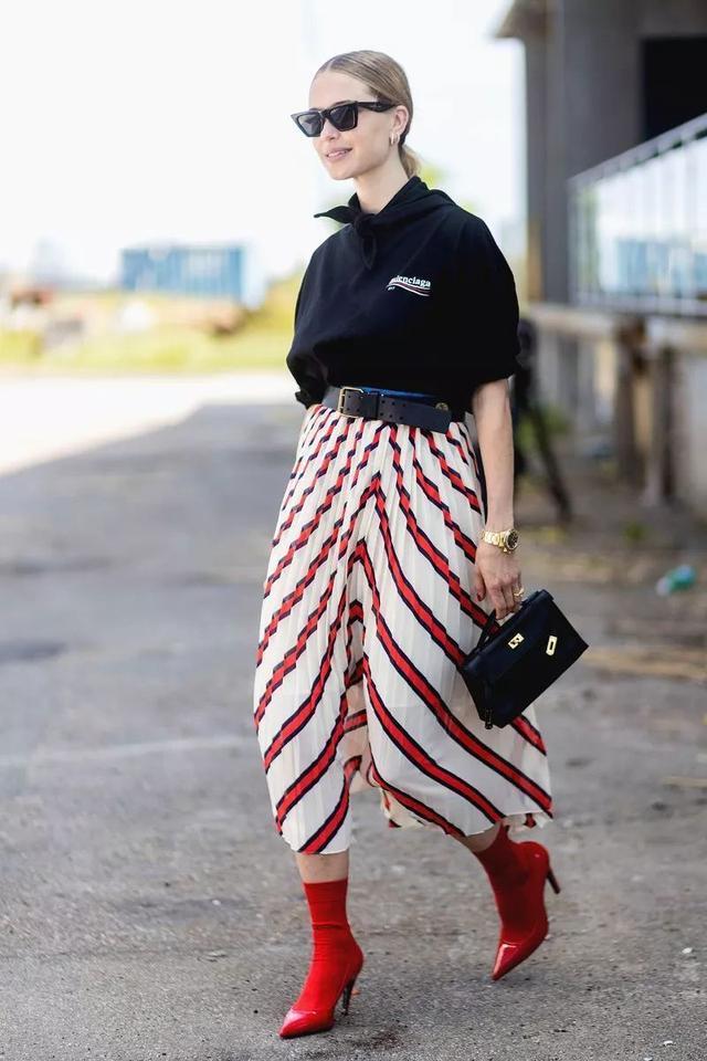 这季节，穿卫衣，实在是太时髦！！！