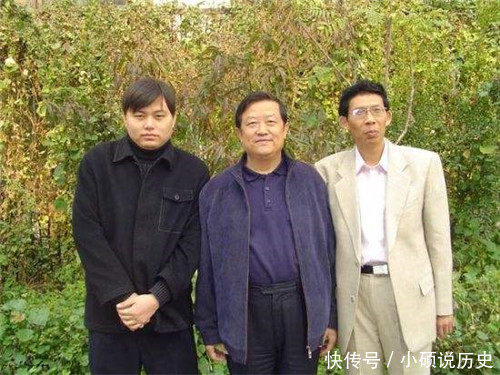 他因一本书封神,3年赚了四千多万,母亲想不到我儿还有这本事