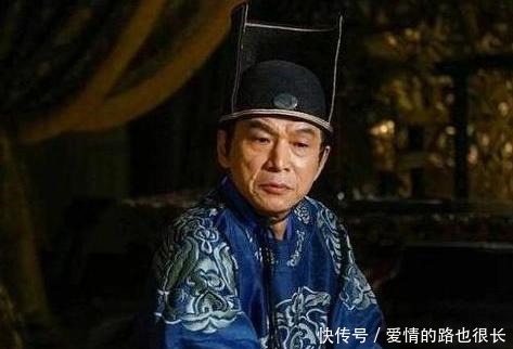 挽救|堪称最仁慈的太监,冒着生命危险念错圣旨一个字,挽救了千人性命