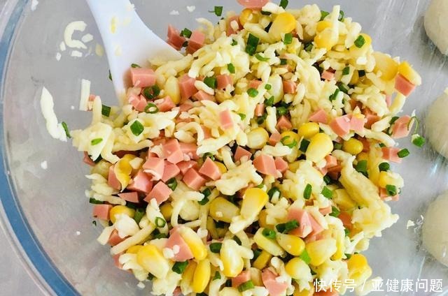 在家自制懒人版披萨,比面包好吃,做法还简单