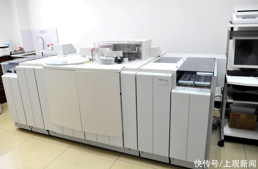 生化分析仪|测血糖:家里只要指尖一滴,医院凭什么要抽一管?
