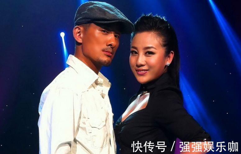 阿宝|他冒充农民上春晚，娶了个超女当老婆，身份揭穿后被网友唾弃！