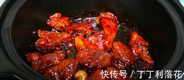 红烧肉想要好吃，原来有秘诀，按这个方法做，肥而不腻软烂又入味！