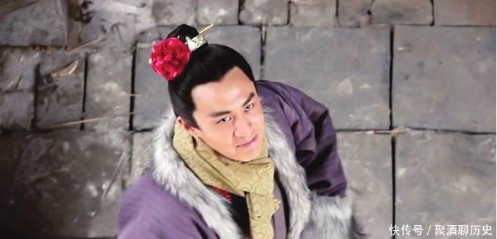 故事|他一介平民,却比任何帝王都受老百姓关注,此帅哥有哪些隐秘故事