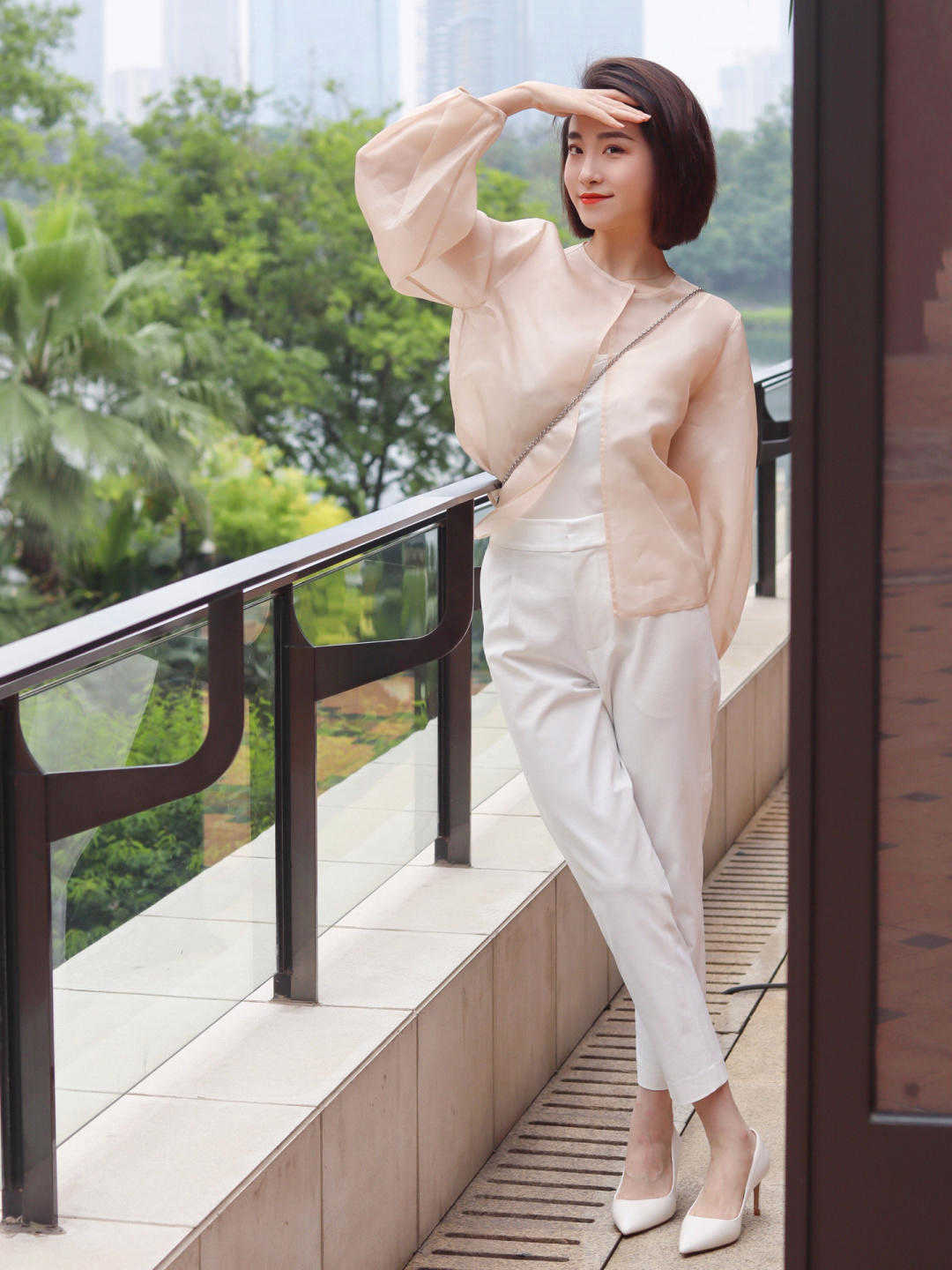 小姑娘|夏季想要变成气质女神，这几套衣服搭配方法，清新减龄又洋气