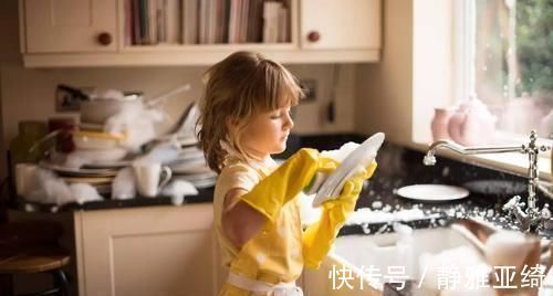 孩子|二胎家庭很快会面临的4个问题,父母别不以为意,第4个很扎心