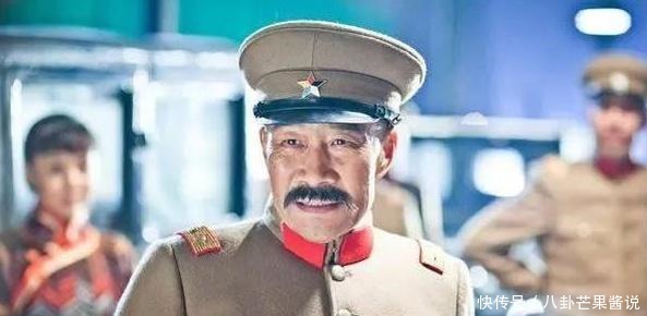 重赏|张作霖小心我弄死你，小兵掏枪威胁怕你不成，结果却得到重赏