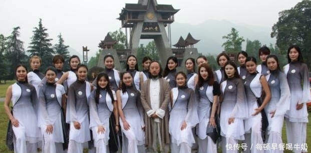 毒手|遭金庸“毒手”的两大武术门派,其中青城派掌门拒绝金庸上山