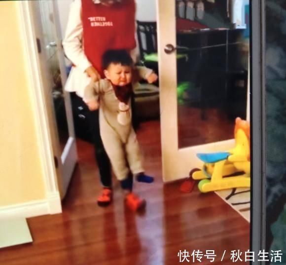 姐姐|二胎相差15岁,姐姐这样把弟弟赶出来,看完忍不住笑喷了
