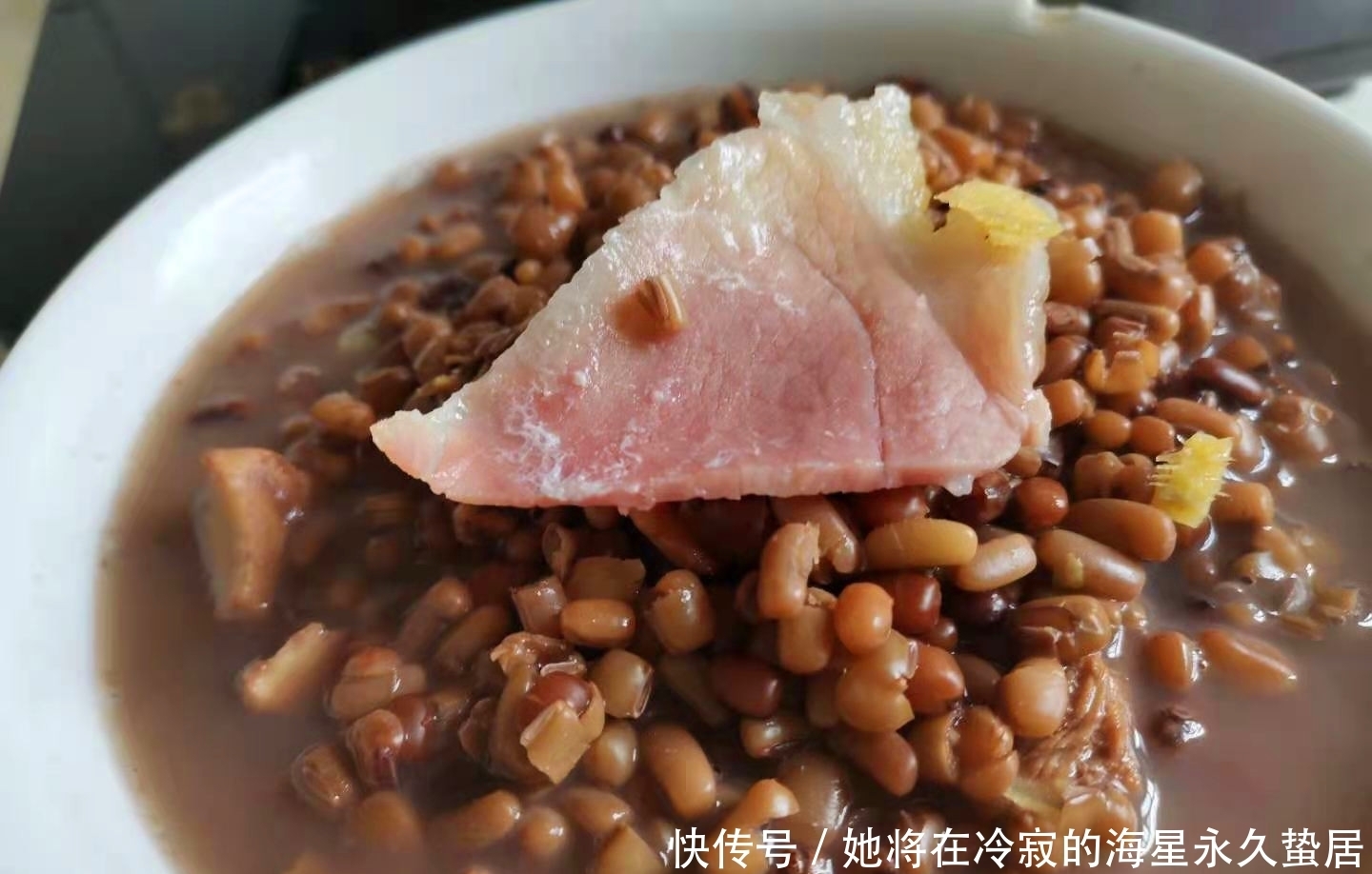 腊肉这么做,好吃又下饭,山区农村人都喜欢这么吃