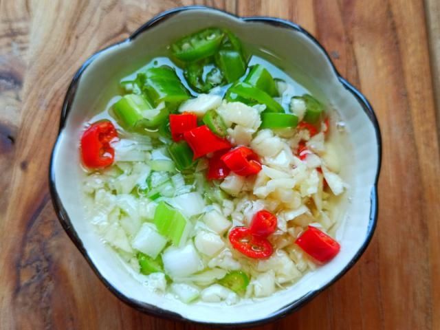  除夕夜年夜饭，6道凉拌菜要收藏，清爽又解腻，学会做给家人们吃