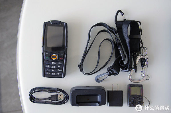 充电器|小黑玩数码 篇二：手机中的大哥大，用心设计的AGM M7三防手机体验有感