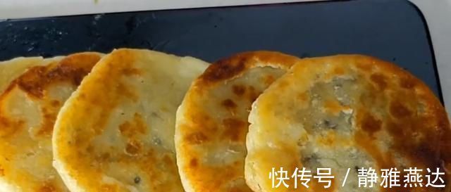 面粉|1碗面粉倒进开水锅里,瞬间变美味,孩子吃完还想吃,做法超简单