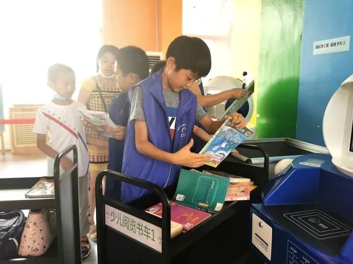 志愿|服务读者7万余人次 图书馆里有小志愿者