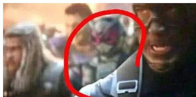 漫画家|假面骑士：漫画家绘制假面骑士风格的蜘蛛侠，粉丝调侃还差个腰带