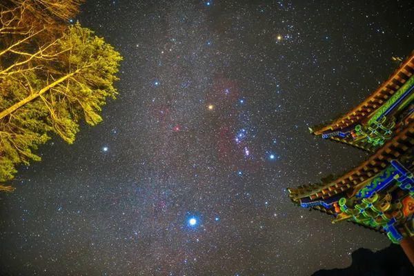 秦岭雪乡追星记：这才是冬天最美的夜空!