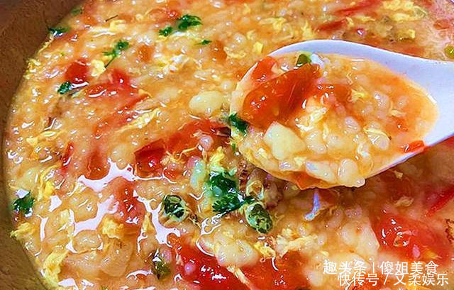 做疙瘩汤时,别再用水和面了!如此做,疙瘩爽滑筋道,吃不够