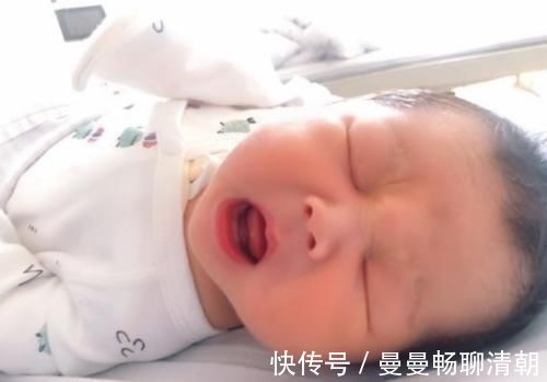 婆婆|邻居抱娃上门“借奶”，宝妈不好拒绝，婆婆的一席话让宝妈佩服