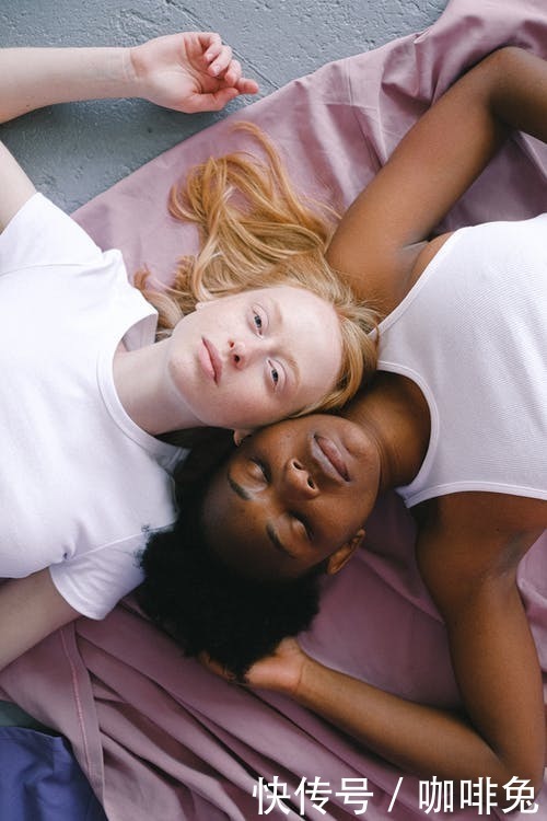 差别|和美颜中的自己最大的差别就是皮肤白了,整个人都不一样了