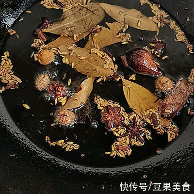 白芝麻|特色油泼辣子超美味没吃过太可惜了