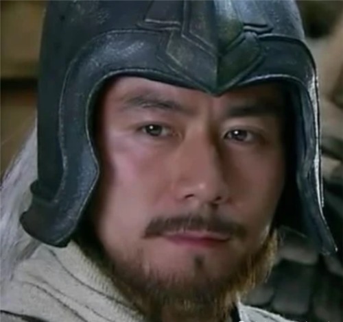 刘备|刘备无立足之地时,糜芳辞去诸侯之位追随,为何在其称王后反叛?