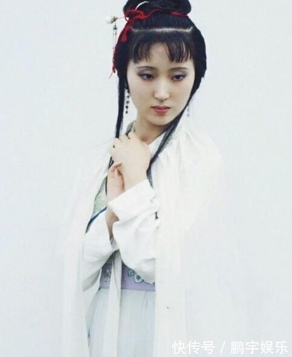 宝黛$红楼梦中林黛玉为何非得死曹雪芹已说出原因