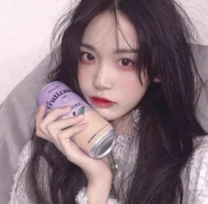 樱桃素|皮肤“蜡黄”的女生,这3种零食使劲儿吃,悄悄逆袭“冷白皮”