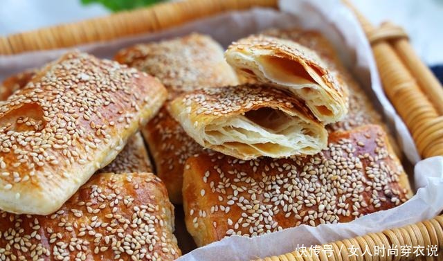  做法|家里有面粉试试这样吃，层次多又酥脆，食材简单，做法一看就会