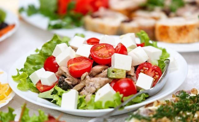 豌豆|超强月子汤，奶少就喝3碗汤，每天吸出2斤奶，胖娃不胖妈