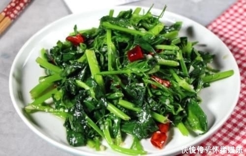 中薪|二月,遇見此菜別手軟,5塊錢一斤,解油膩,補鈣質(zhì),越吃越瘦