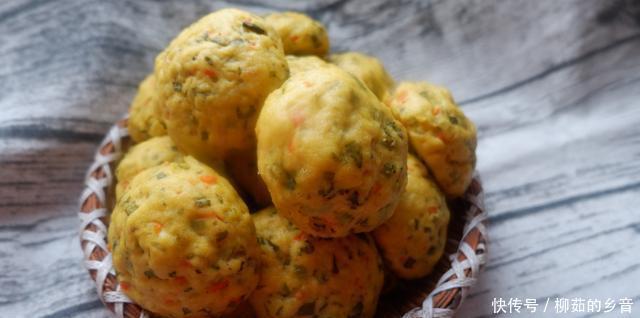 胡萝卜|玉米面这样做不但营养更加丰富,口感又松又软,而且颜色鲜艳亮丽