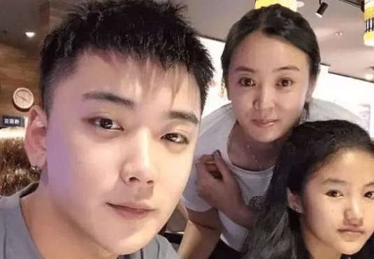 楊丞琳|她是《變形計》最美農(nóng)村姑娘,因酷似楊丞琳走紅,被城市哥哥收養(yǎng)