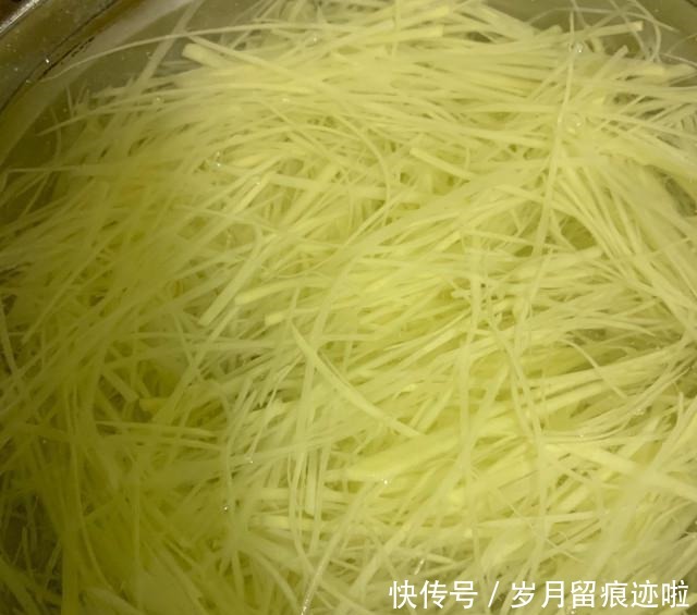 春饼,又薄又筋道,凉了不硬!