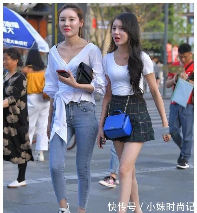 半身裙|纯白衬衫配墨蓝格纹百褶短裙,俏皮可爱,青春活泼