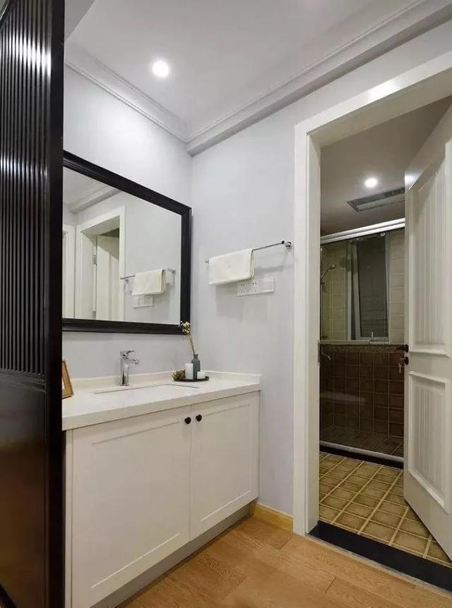 卫生间隔|卫生间就这样装非常漂亮,洗澡也方便,一天连洗三次都不过瘾