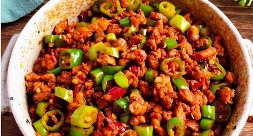 大厨教你几道下酒菜，味道鲜美，爽口下饭，比外面做的还还吃