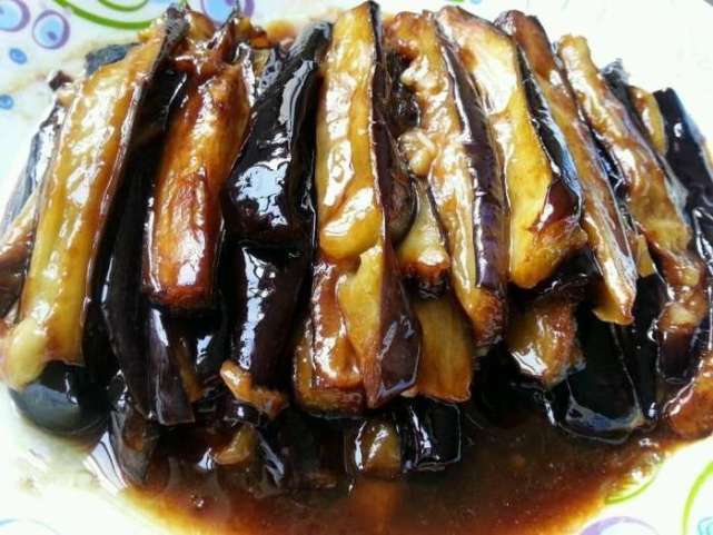 种调味品|大厨炒菜时为啥要放蚝油?蚝油是什么?看完这个就明白了