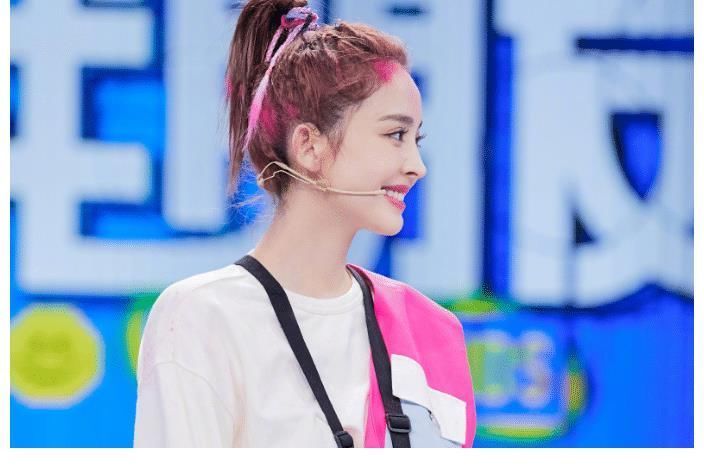 快乐大本营|谢娜暂退《快本》张雨绮补位后，又来一位女明星，常驻主持8期！