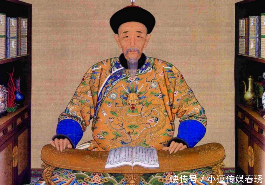皇帝生活|揭秘乾隆皇帝一天的作息时间表,一天只吃两顿,早上四点起床!