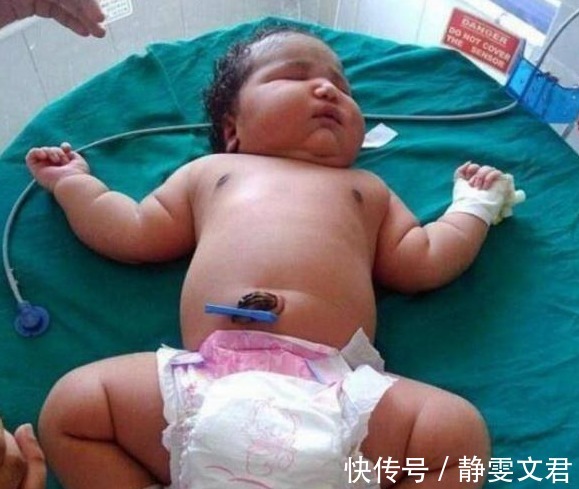 生死边缘|世界上最大婴儿出生,相当一个四五岁孩子,看到妈妈后彻底理解了