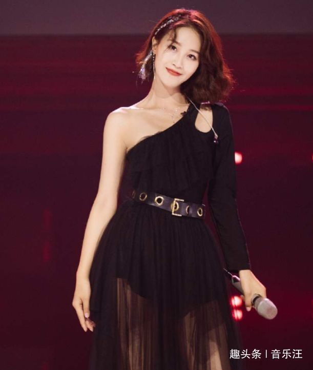 王霏霏|网曝《浪姐》成团名单,蓝盈莹成为槽点,“三巨头”只剩万茜一人