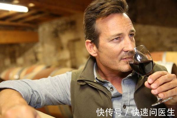 肝癌|4个坏习惯“养”出肝癌,及时改正,肝癌或许离你更远