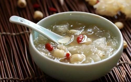 疏泄|肝不好的人，生活中要少吃这3种素食，若家里有，最好丢掉