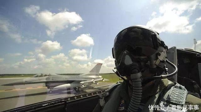 为什么战斗机飞行员必须戴面罩,而民航却不用!