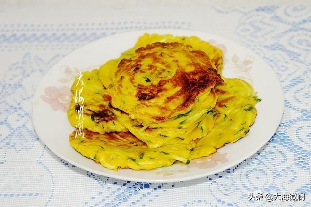 黄瓜|三伏天多吃黄瓜，这做法第一次见，好吃又消暑，比吃肉还过瘾