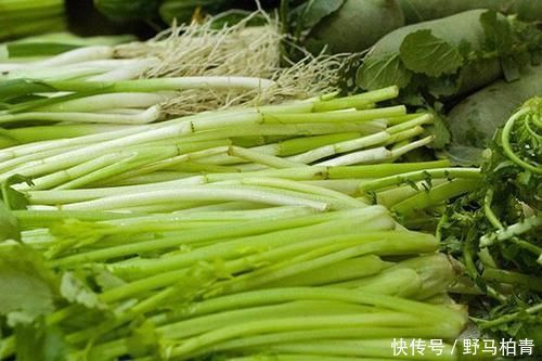 喝牛奶|糖尿病能喝牛奶吗？医生提醒：不同奶升糖指数不同，别喝错了